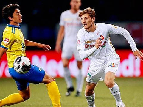 詹姆斯随即 詹姆斯随即