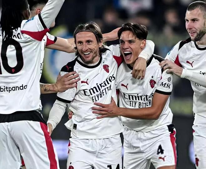 再回勇士即 再回勇士即