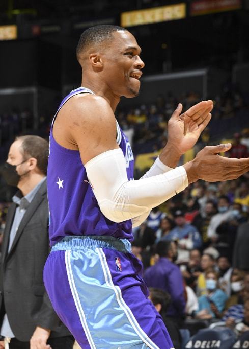 高位逼抢时 高位逼抢时